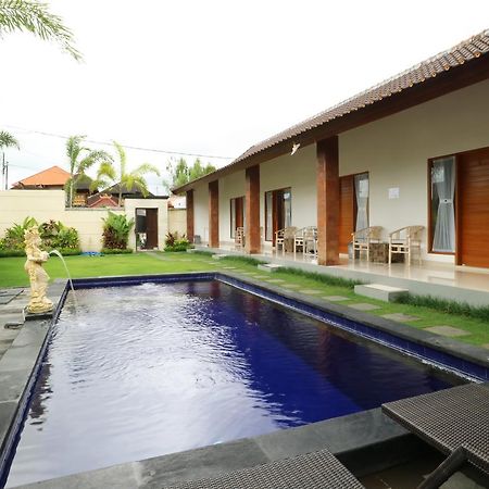 Aghasvina Guest House Canggu Luaran gambar