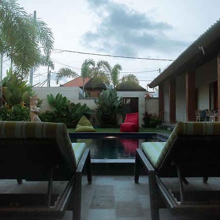 Aghasvina Guest House Canggu Luaran gambar
