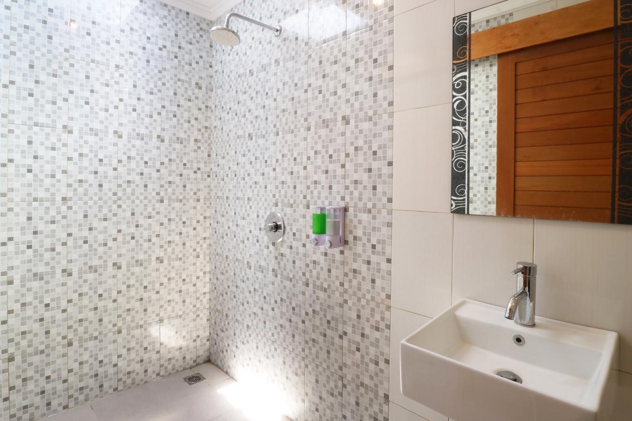 Aghasvina Guest House Canggu Luaran gambar